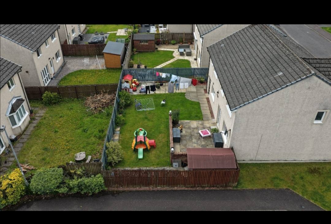 Garden before makeover - view 1