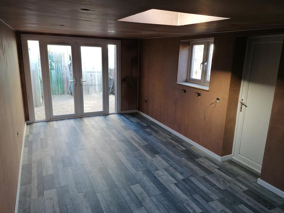 Garden room with skylight - view 2